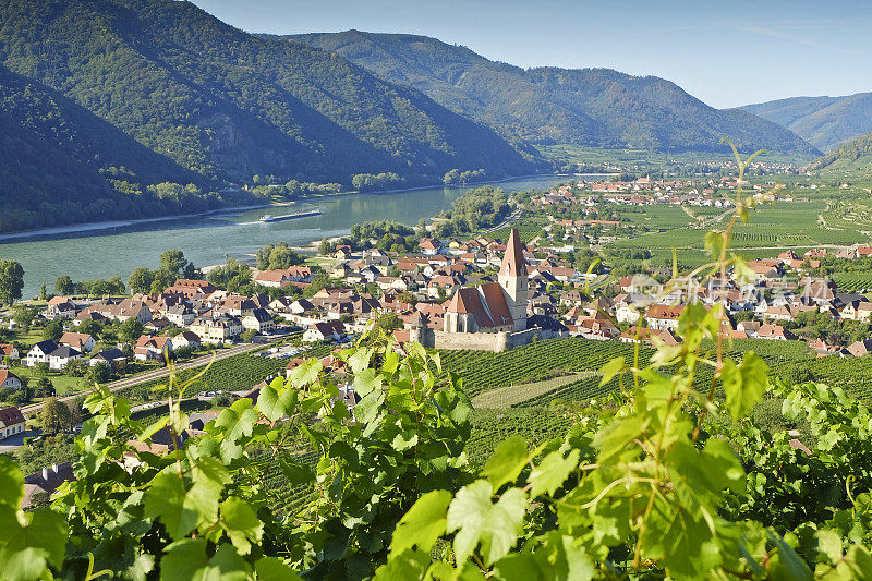 多瑙河和“Weissenkirchen an der Donau”——奥地利